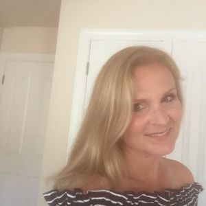 Meet your Posher, Carolyn